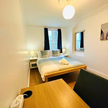Cosy Home In Kensington - Great Location! 3 Minutes Walk To Earl'S Court Station London Exterior photo